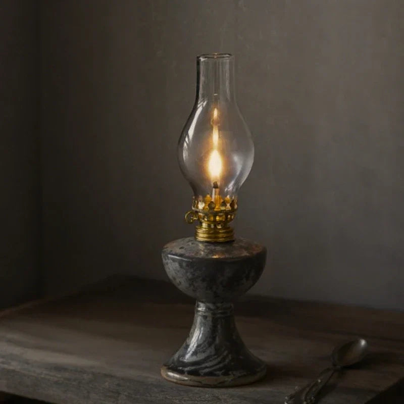 Stillflame™ Oil Lantern