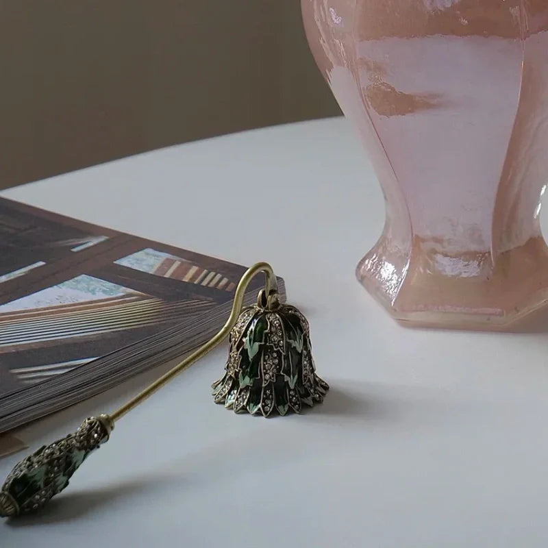 Velisse™ Candle Snuffer